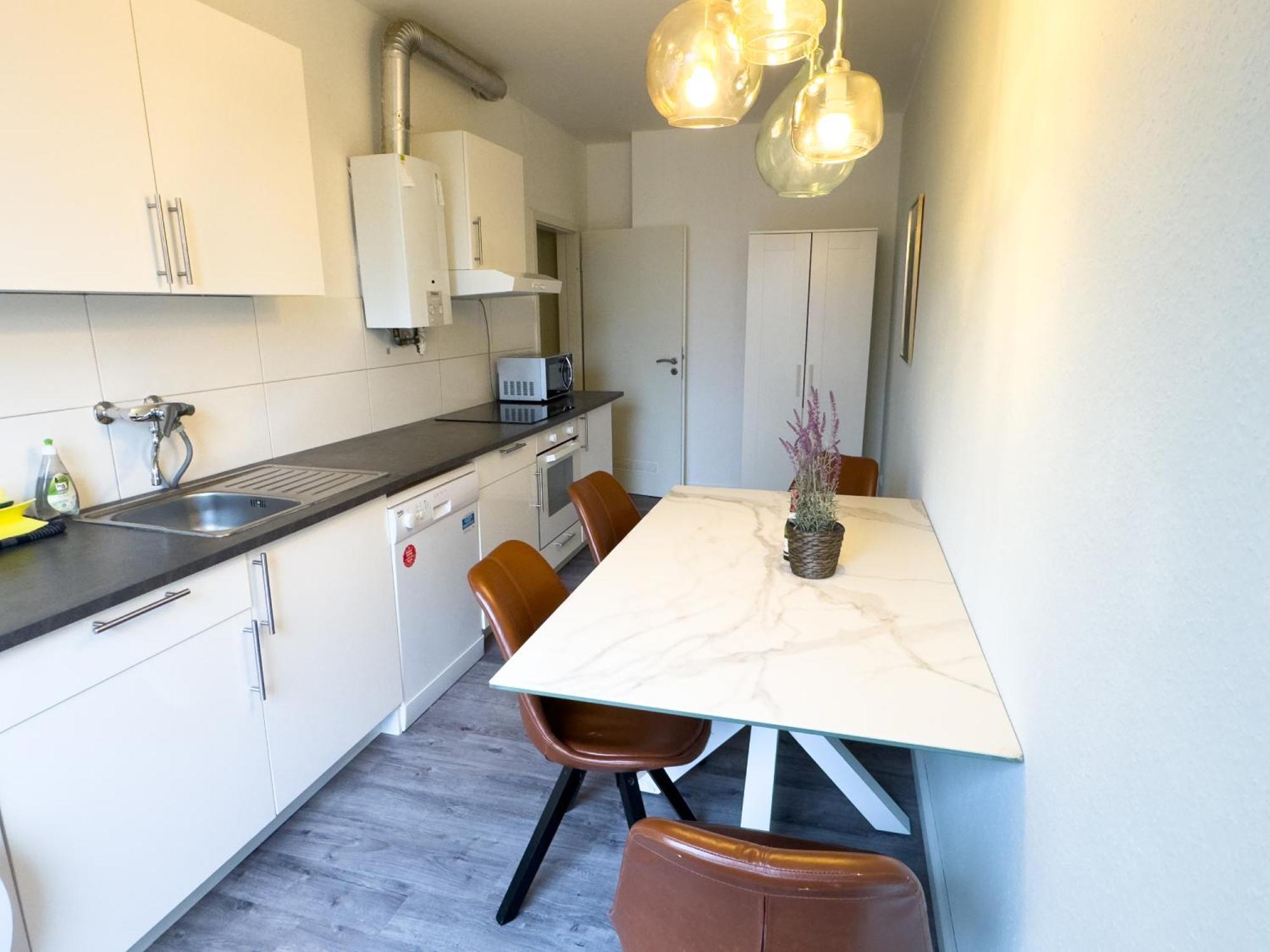 Wohnung Fuer 5 Gaeste Grosse Kueche Messe- Und Citynah ฮันโนเวอร์ ภายนอก รูปภาพ