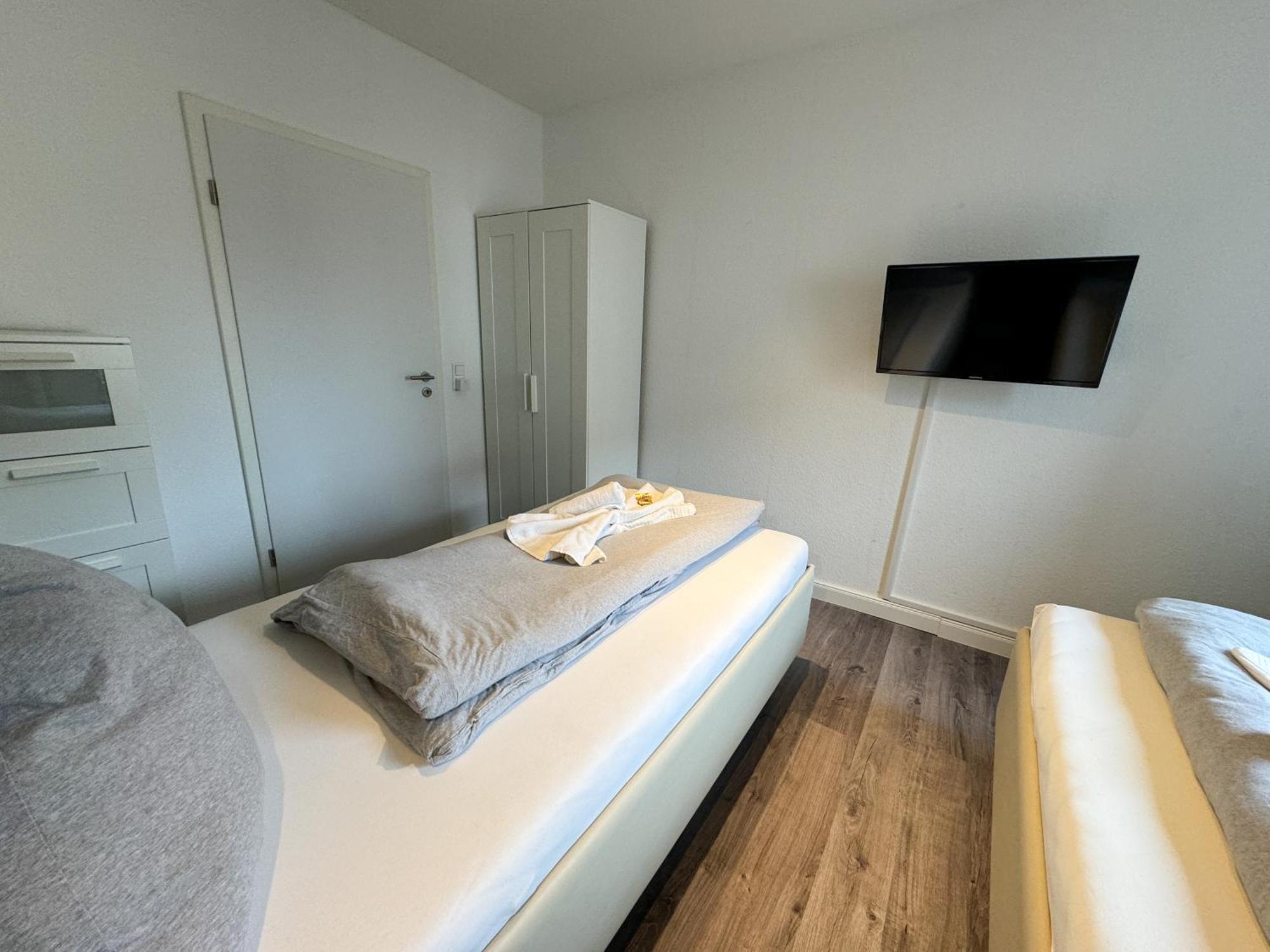 Wohnung Fuer 5 Gaeste Grosse Kueche Messe- Und Citynah ฮันโนเวอร์ ภายนอก รูปภาพ